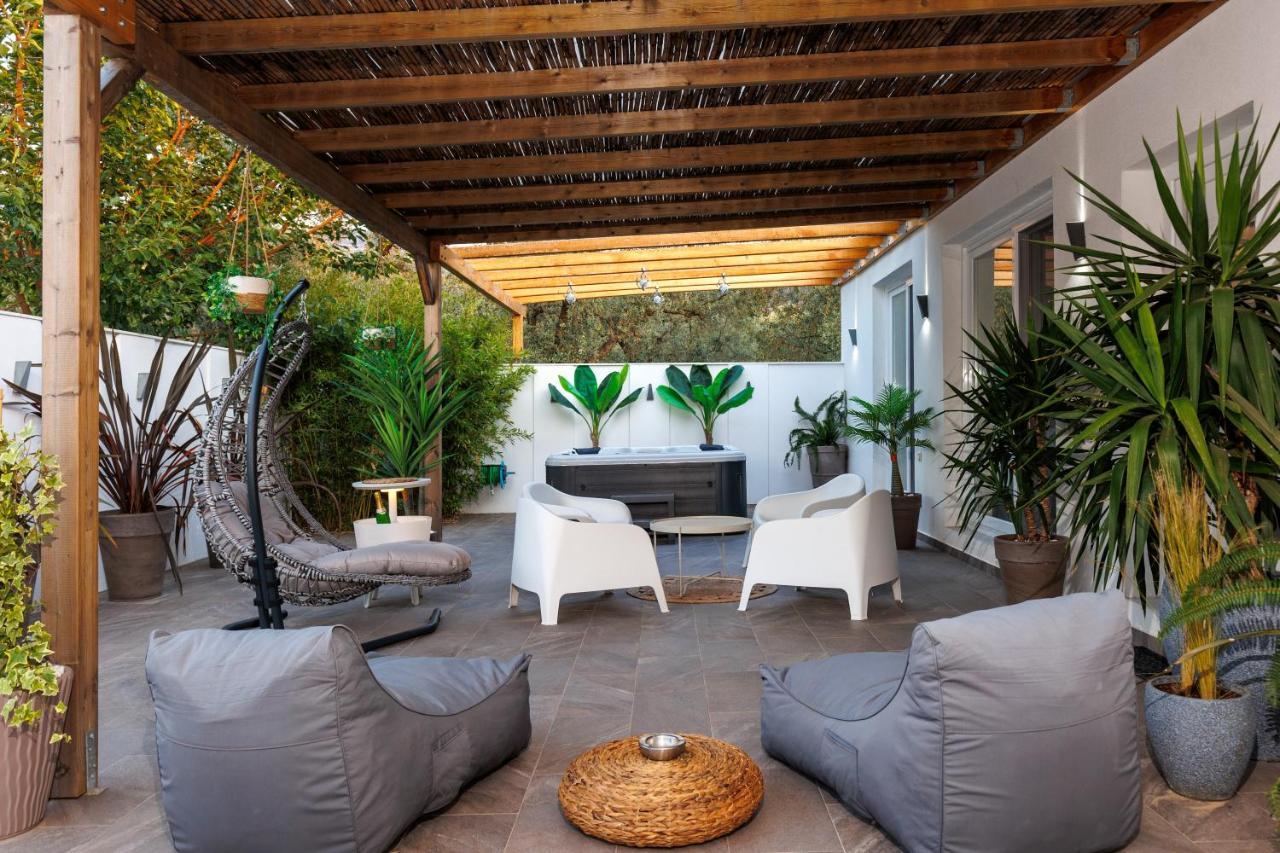 Jacuzzi Deluxe Villa Σκάλα Σωτήρος Εξωτερικό φωτογραφία
