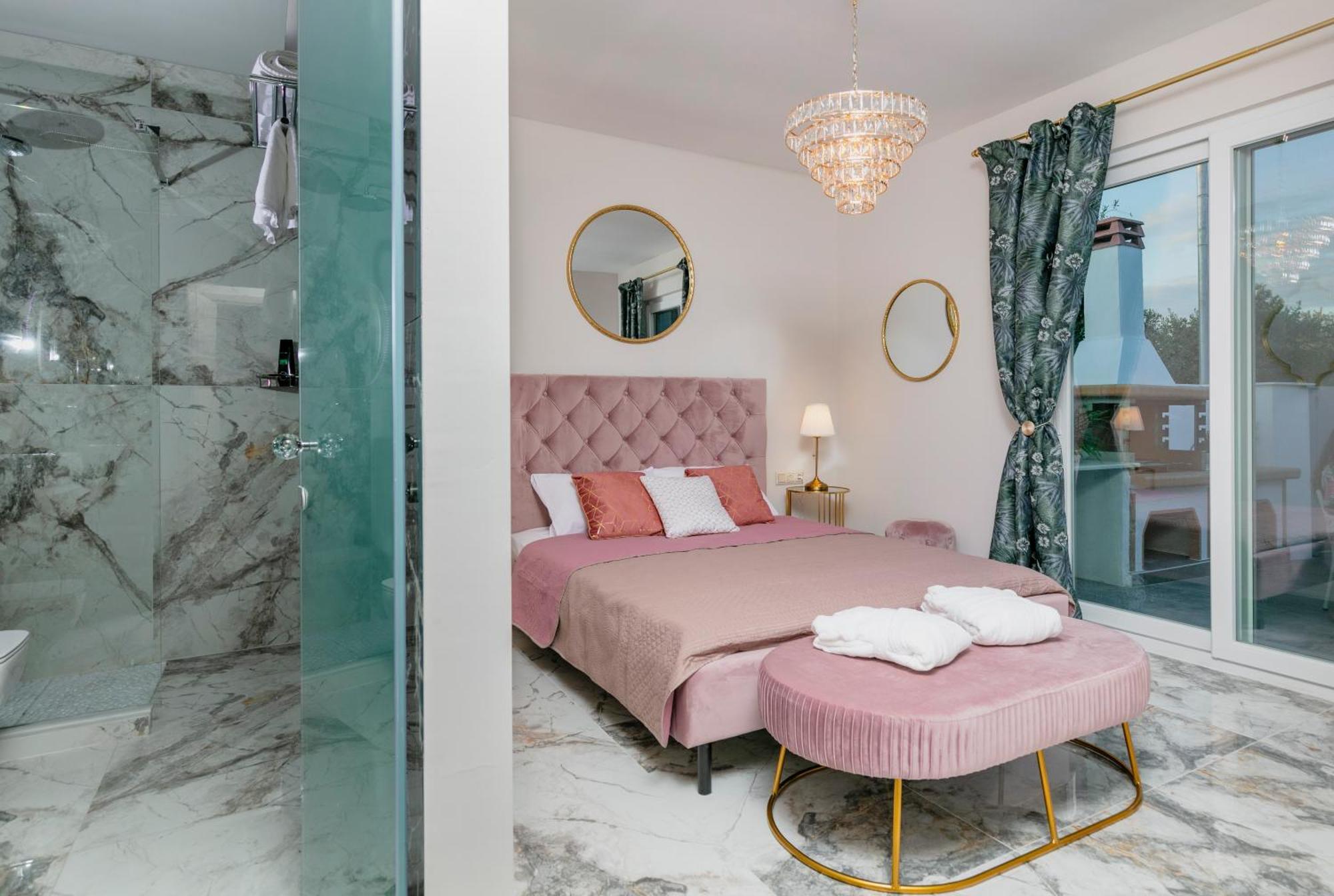 Jacuzzi Deluxe Villa Σκάλα Σωτήρος Εξωτερικό φωτογραφία